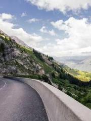 Ling Hao Qin Yuxin R